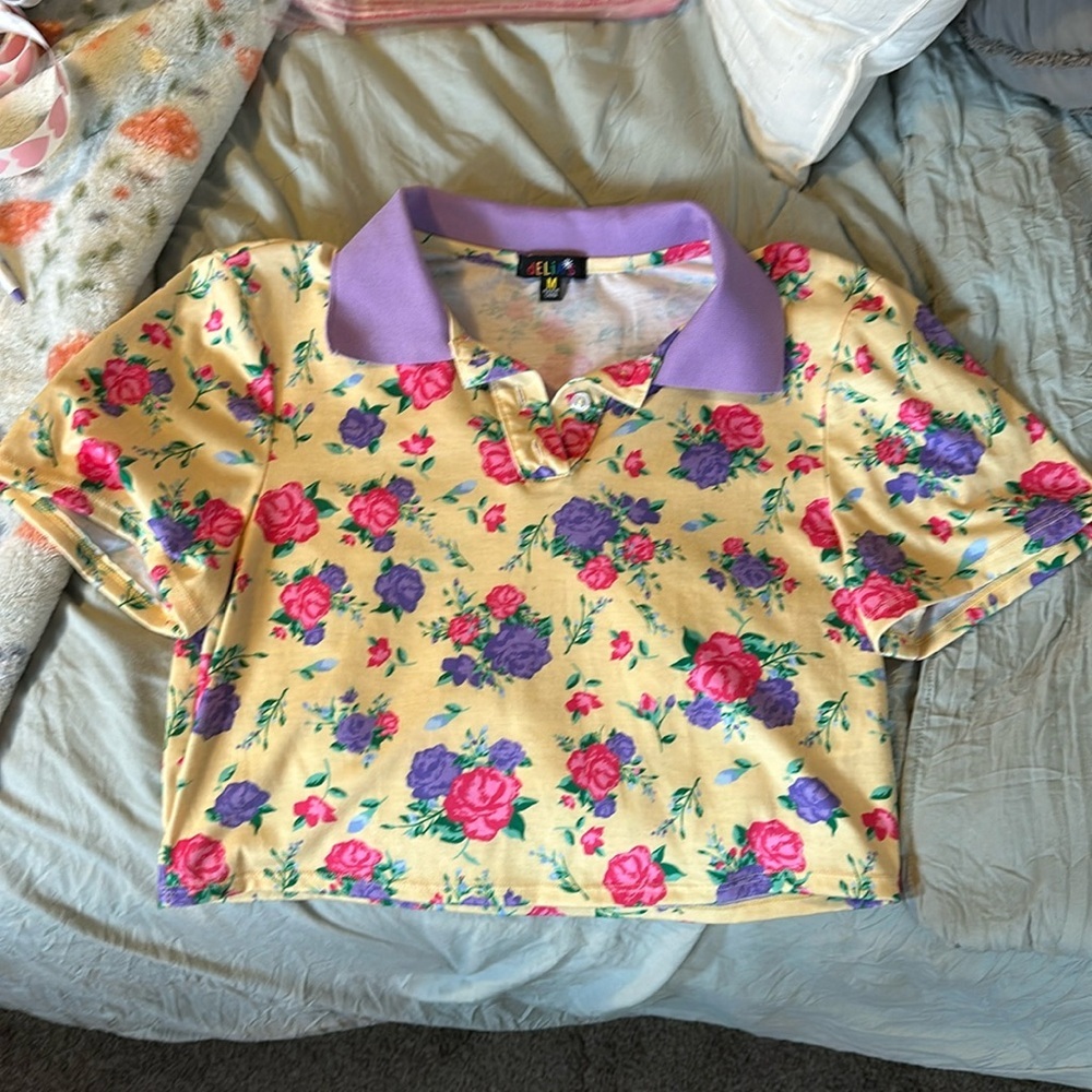 dELiA*s Yellow Floral Crop Top with Purple Collar